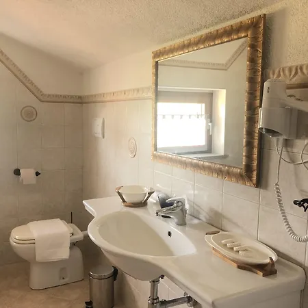 Hotel Hostaria Pettirosso *