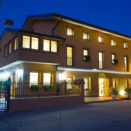 Hotel Hostaria Pettirosso Dolegna del Collio